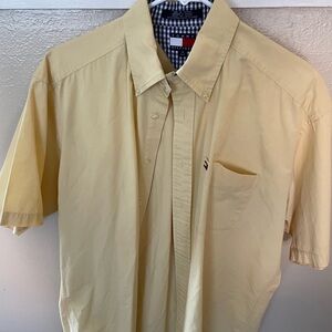 Tommy Hilfiger Men's Light Yellow Button Down Shirt